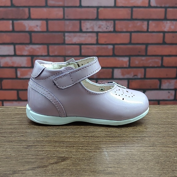 Dogi Girls Patent Leather Lavender Shoe with Buck - Picture 4 of 7